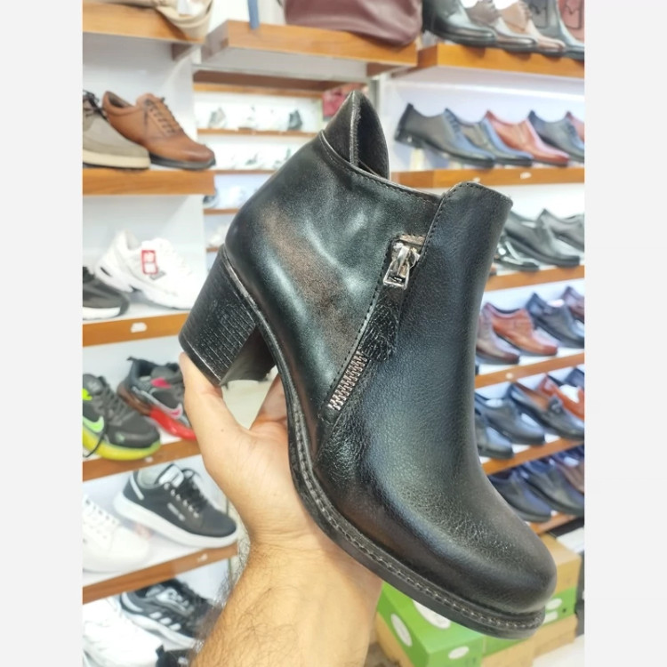 نییم بوت پاشنه دار زیپی